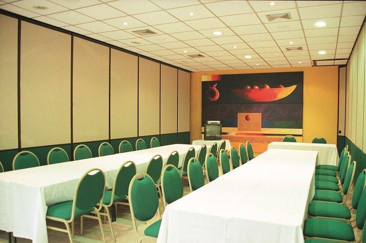 Hotel Guadaira Resort Мельгар Екстер'єр фото