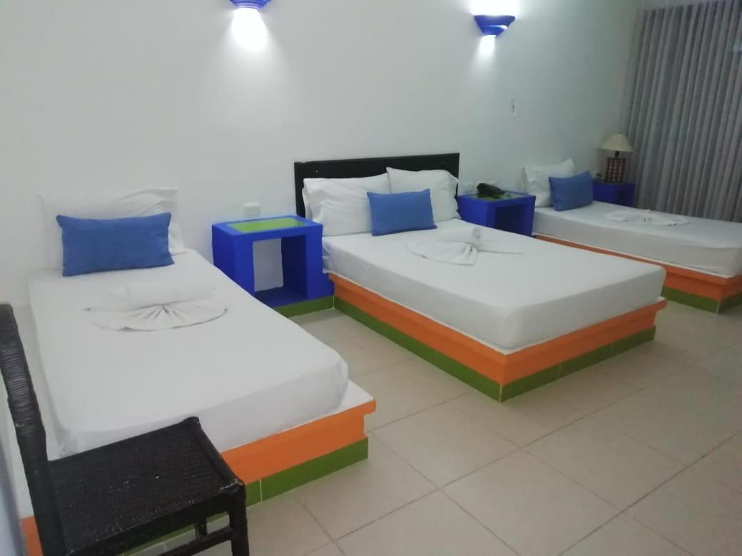 Hotel Guadaira Resort Мельгар Екстер'єр фото
